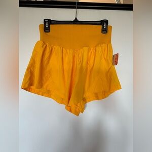 NWT Free People Yellow Women's High-Waisted Shorts

LOT C